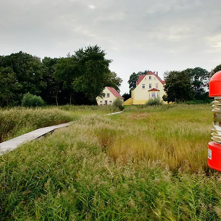 3 Mit Gr Terrasse Und Wasserblick * Grubnow
