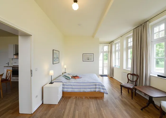 3 Mit Gr Terrasse Und Wasserblick Lägenhet *